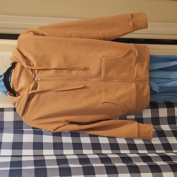 Tan hooded sweater - Picture 4 of 5